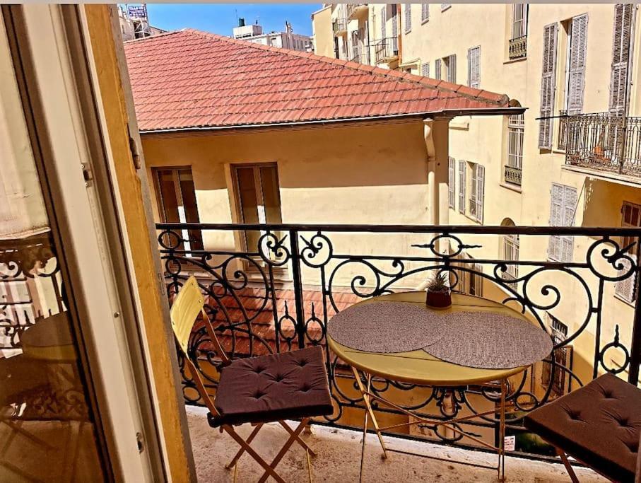 Massena Street, 2 Rooms Balcony นีซ ภายนอก รูปภาพ