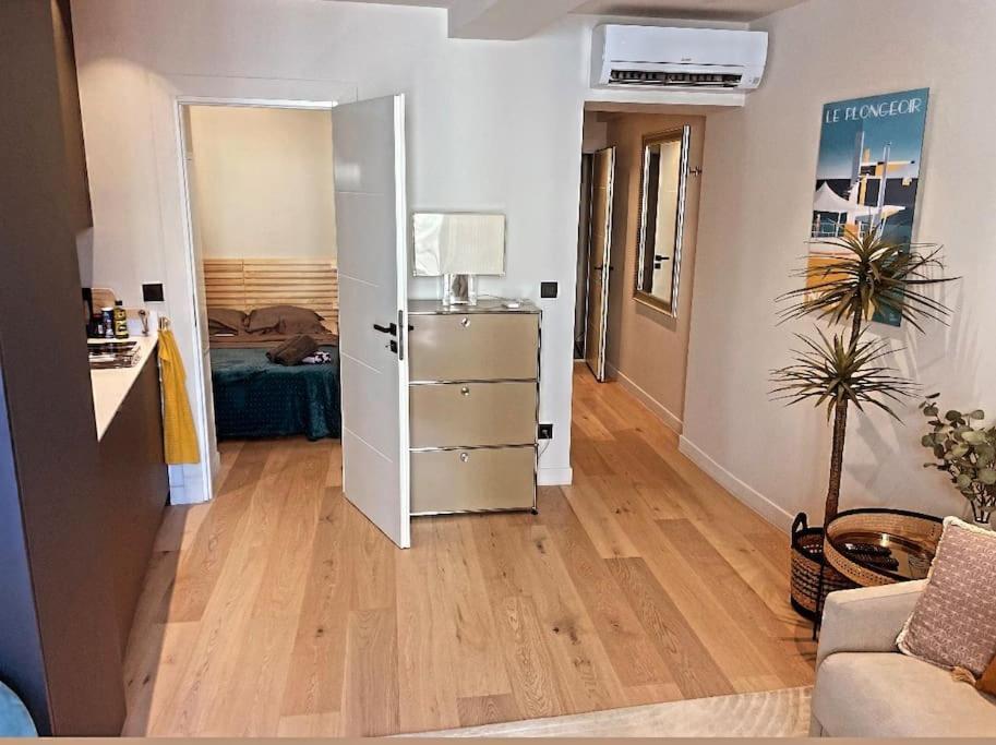 Massena Street, 2 Rooms Balcony นีซ ภายนอก รูปภาพ